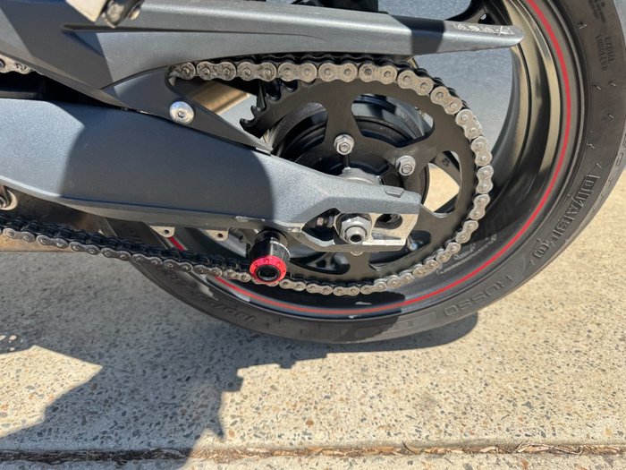 2015 Triumph STREET TRIPLE 660 WHITE