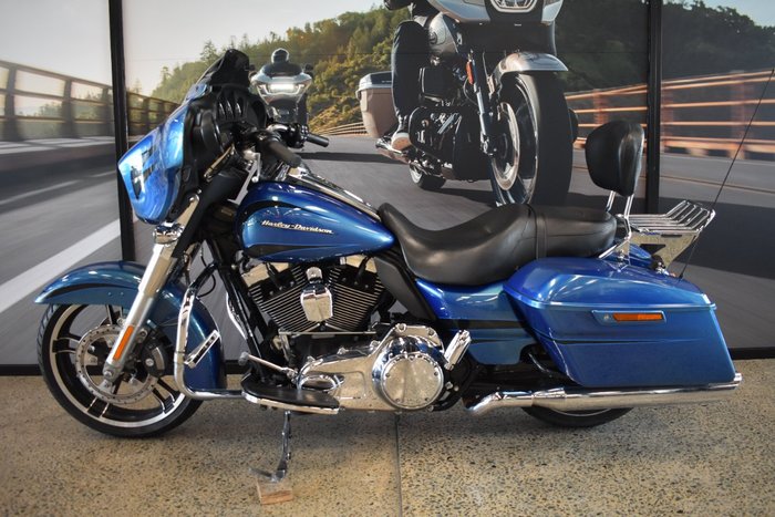 2014 Harley-davidson FLHX STREET GLIDE Daytona Blue