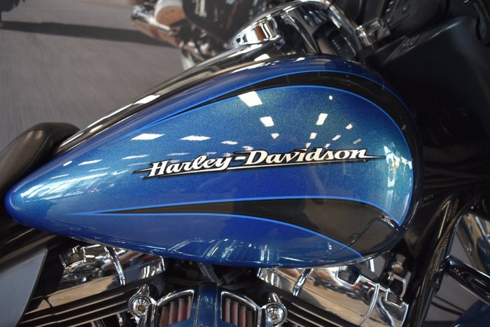 2014 Harley-davidson FLHX STREET GLIDE Daytona Blue