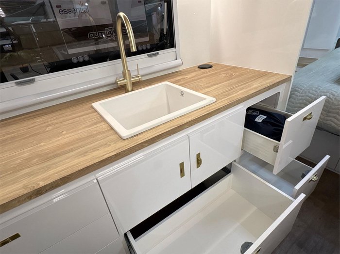 2025 Royal Flair AUSSIEMATE