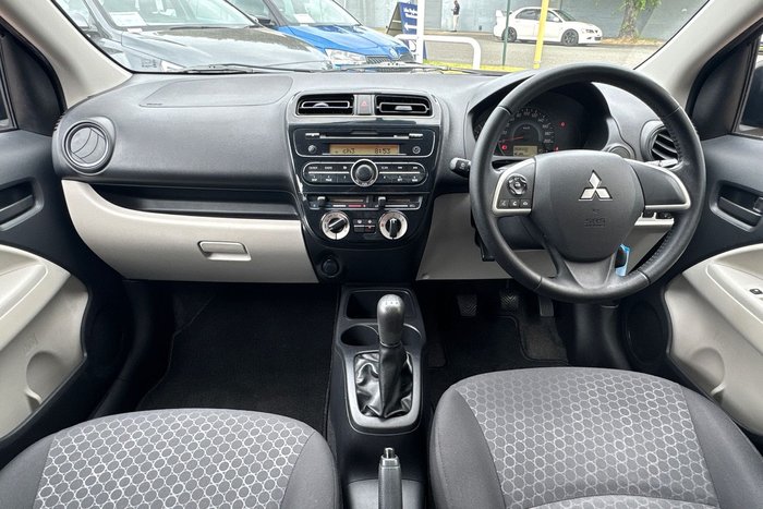 2013 Mitsubishi Mirage ES