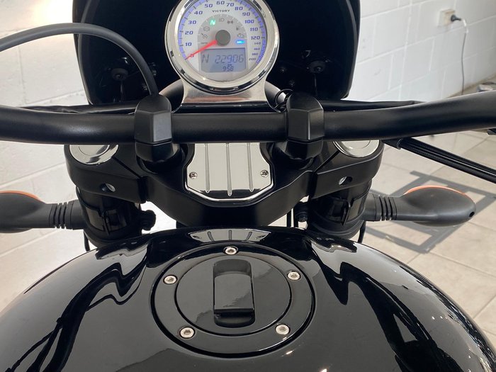 2014 Victory Hammer 8-Ball Hammer Black