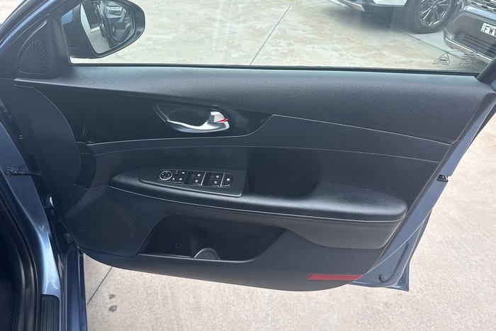 2020 Kia Cerato Sport+