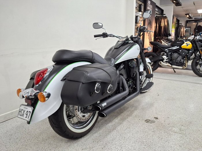 2016 Kawasaki VULCAN 900 (VN900) CLASSIC