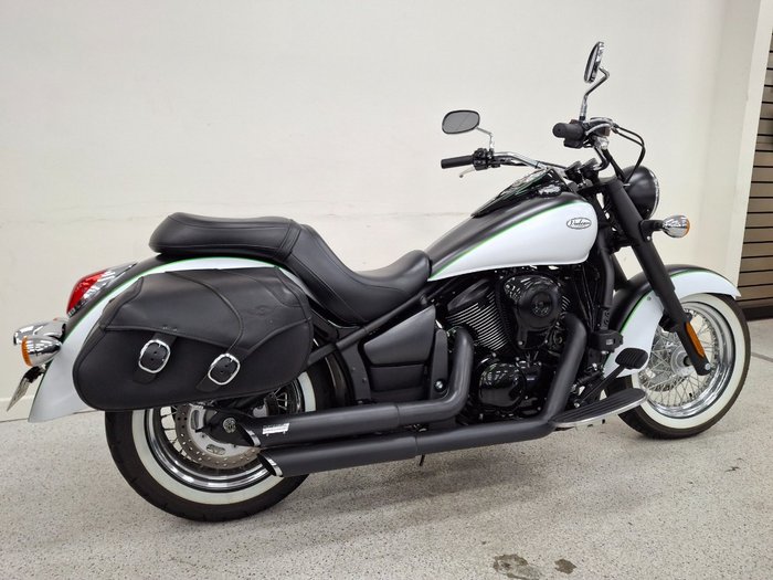 2016 Kawasaki VULCAN 900 (VN900) CLASSIC