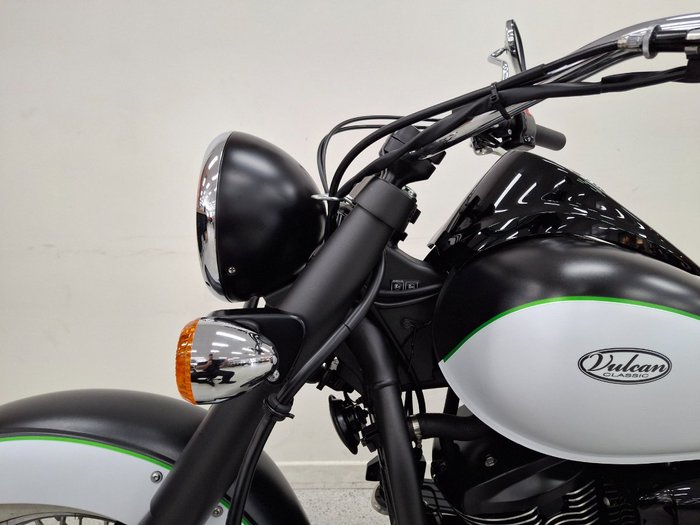 2016 Kawasaki VULCAN 900 (VN900) CLASSIC