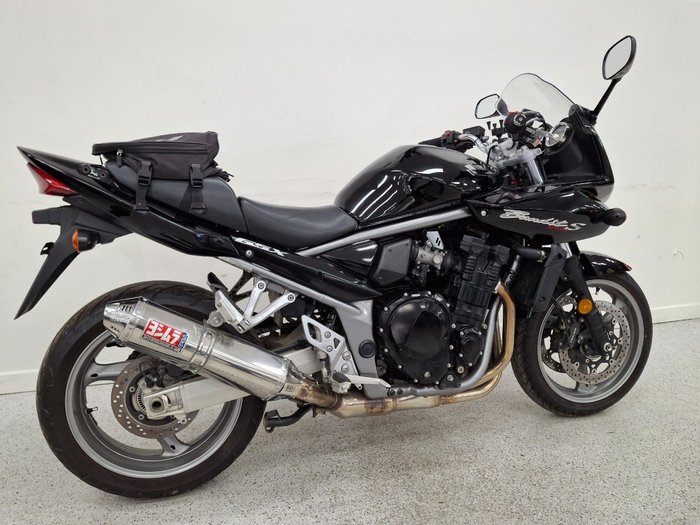 Suzuki 2011 SUZUKI 1250CC GSF1250SLO BANDIT FAIRED Black