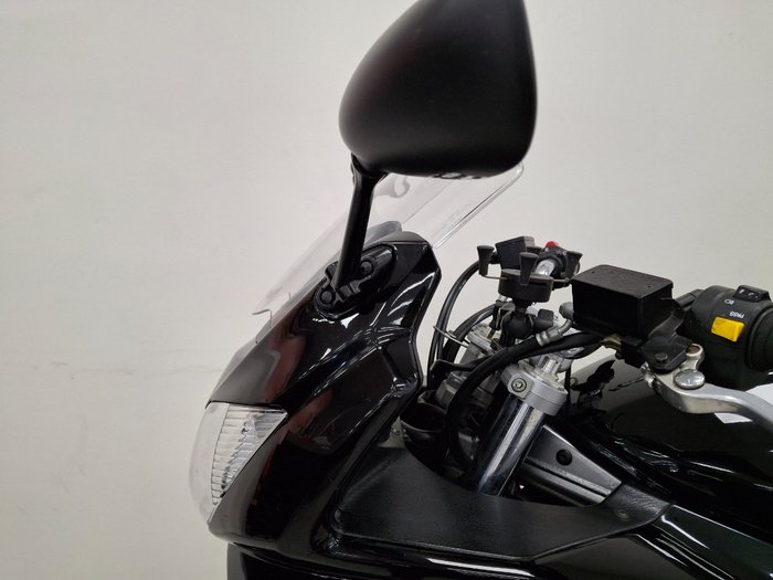 Suzuki 2011 SUZUKI 1250CC GSF1250SLO BANDIT FAIRED Black