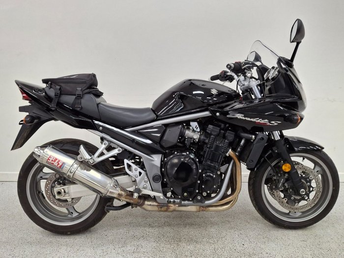 Suzuki 2011 SUZUKI 1250CC GSF1250SLO BANDIT FAIRED Black