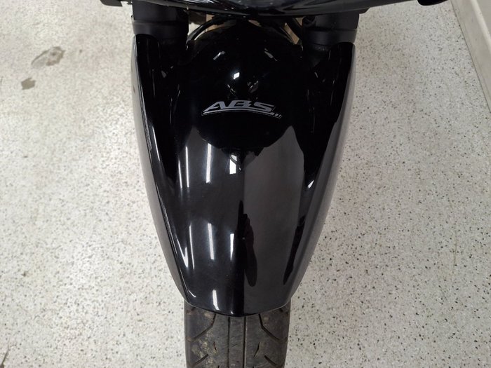 Suzuki 2011 SUZUKI 1250CC GSF1250SLO BANDIT FAIRED Black