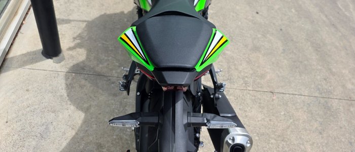 2025 Kawasaki NINJA ZX-6R (636) KRT GREEN