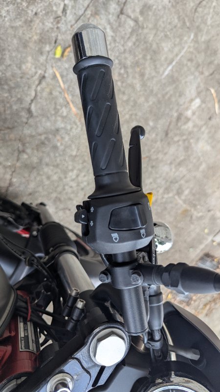 2016 MOTO GUZZI V7 RACER