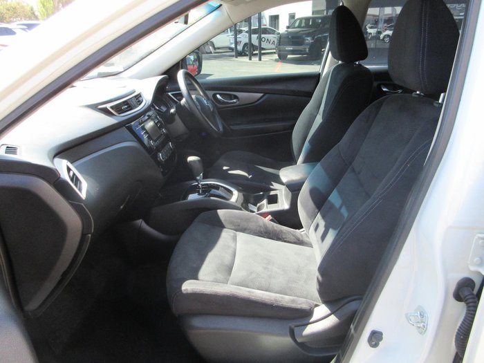 2016 Nissan X-TRAIL ST