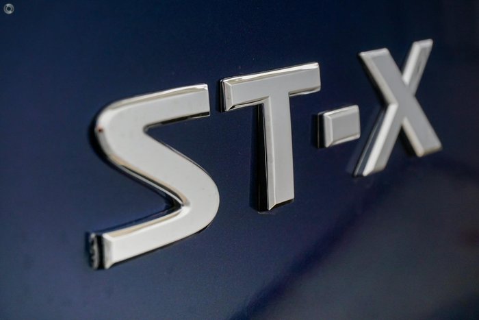 2017 Nissan Navara ST-X