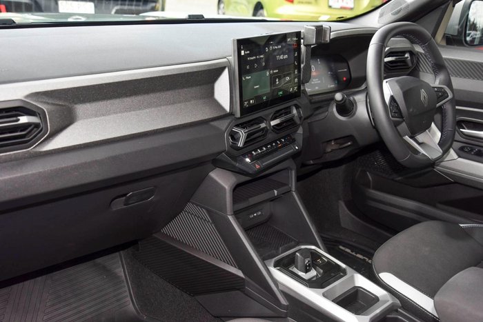 2025 Renault Duster Techno