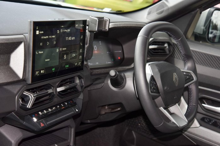 2025 Renault Duster Techno