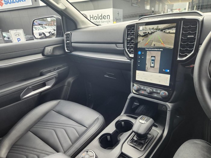 2025 Ford Everest Black Edition