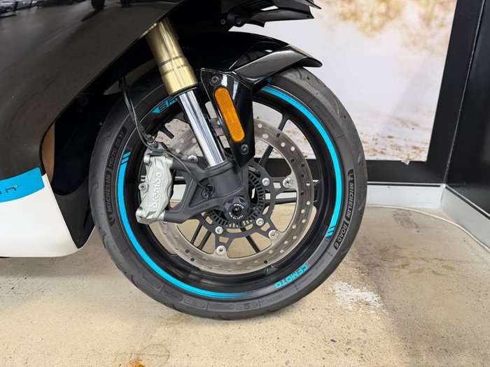 2023 CFMOTO 450 SR ABS WHITE