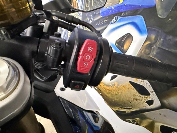 2023 CFMOTO 450 SR ABS WHITE