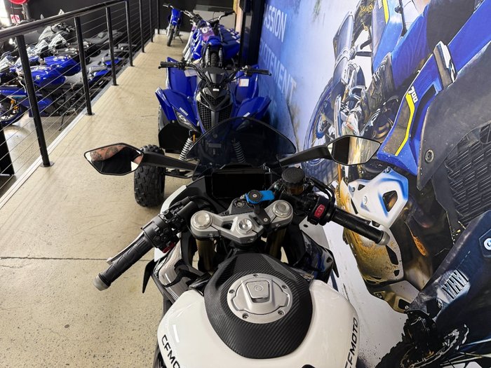 2023 CFMOTO 450 SR ABS WHITE