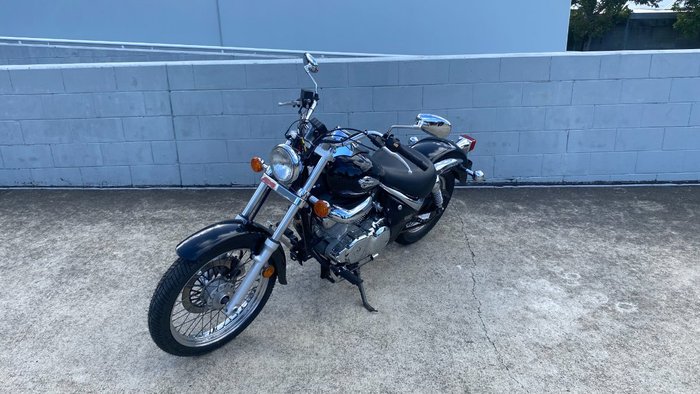 2009 Suzuki VL250 (LC250 INTRUDER) Black