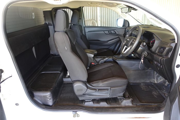 2021 Isuzu D-MAX SX MY22 4X4 Dual Range Mineral White