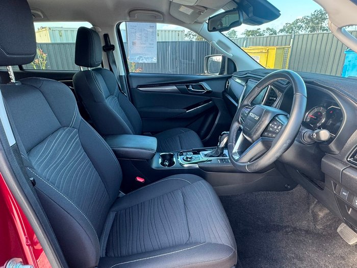 2022 Isuzu MU-X LS-U