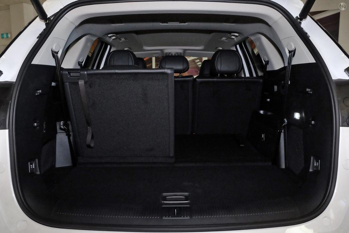 2025 MG QS Essence IS31 MY25 AWD Pearl White