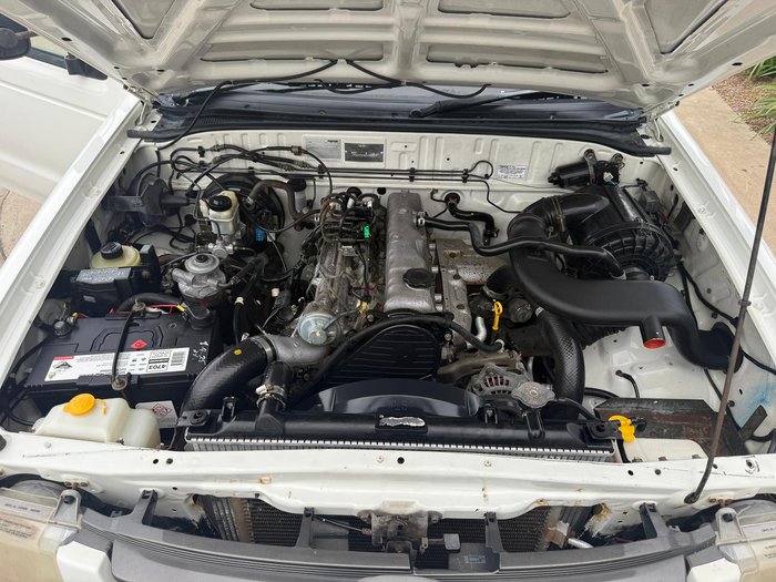 2006 Mazda Bravo DX B2500 4x2 Satin White