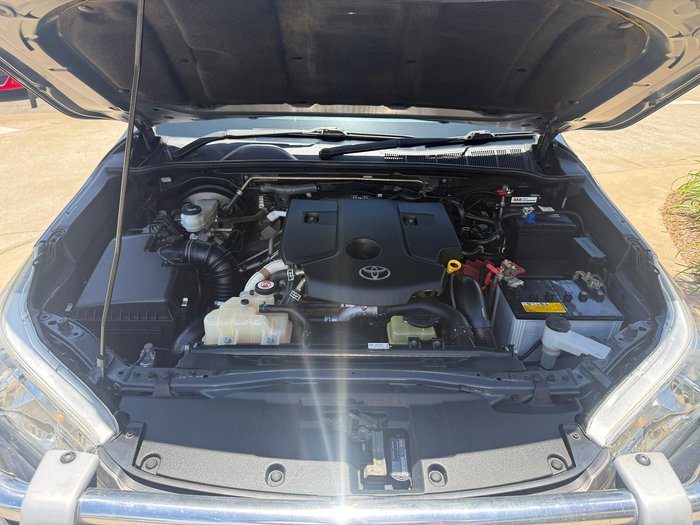 2017 Toyota Hilux SR GUN126R 4X4 Dual Range Graphite