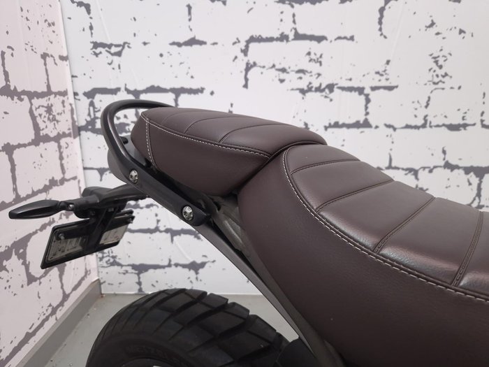 2025 Triumph Scrambler 400 X Scrambler Green