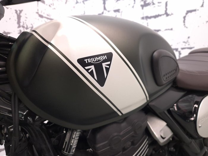 2025 Triumph Scrambler 400 X Scrambler Green