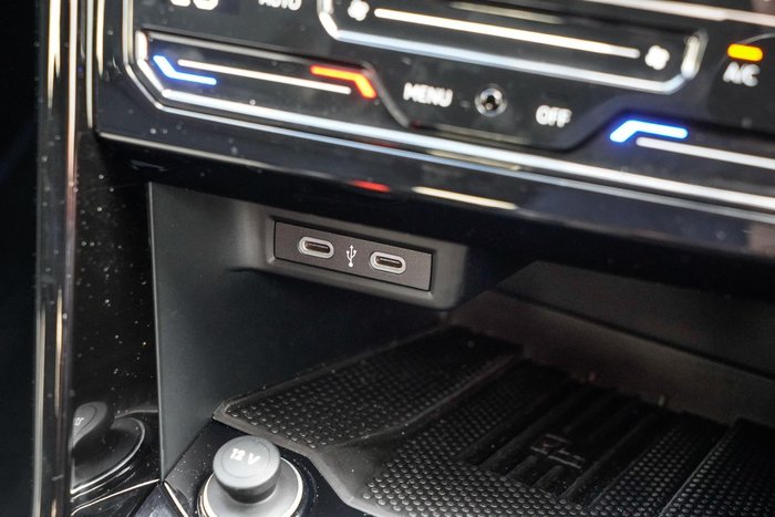 2025 Volkswagen T-Roc R Wolfsburg Edition