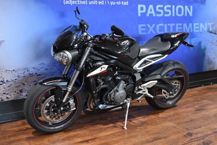 2018 TRIUMPH STREET TRIPLE RS