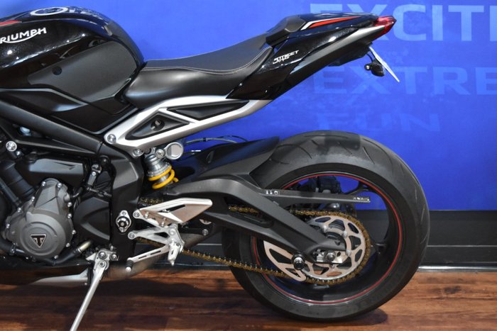 2018 TRIUMPH STREET TRIPLE RS
