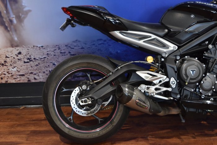 2018 TRIUMPH STREET TRIPLE RS