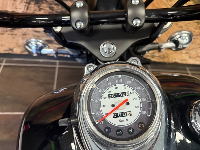 2018 Yamaha XVS650 V-STAR CUSTOM BLUE