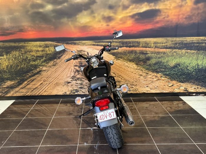 2018 Yamaha XVS650 V-STAR CUSTOM BLUE