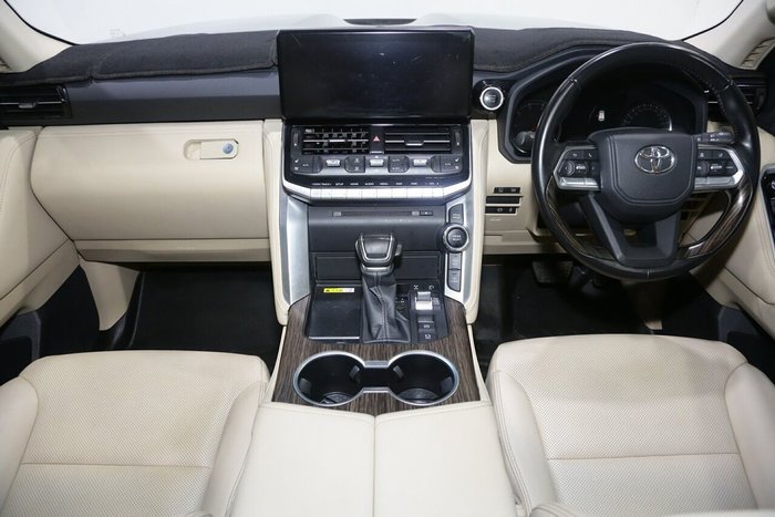 2024 Toyota Landcruiser VX