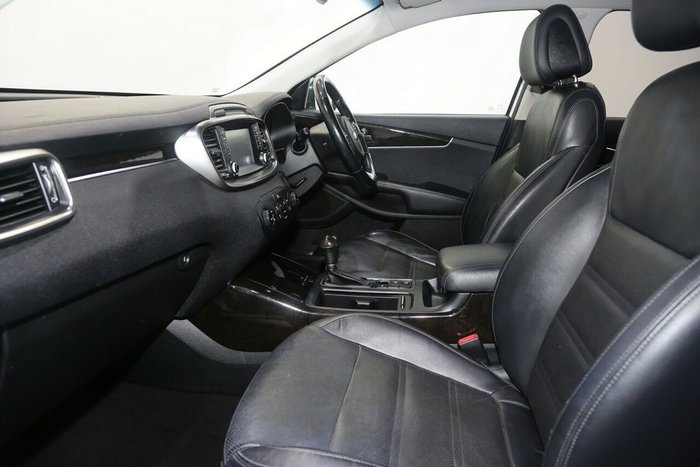 2017 Kia Sorento SLi