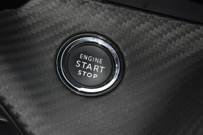 2022 Peugeot 2008 Allure