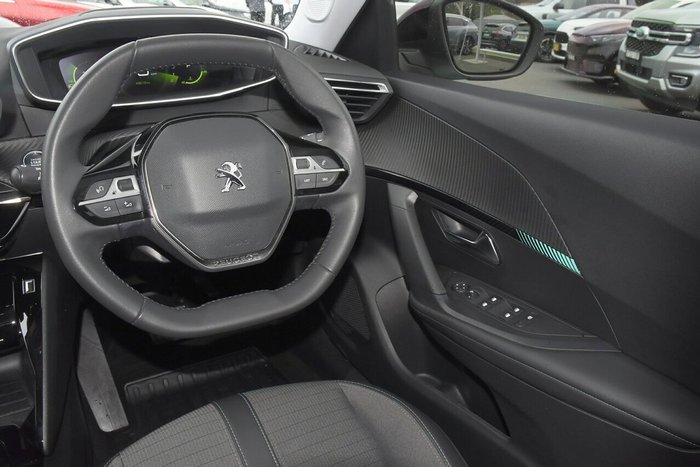 2022 Peugeot 2008 Allure