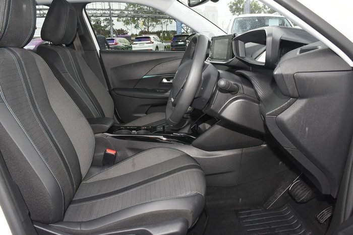 2022 Peugeot 2008 Allure