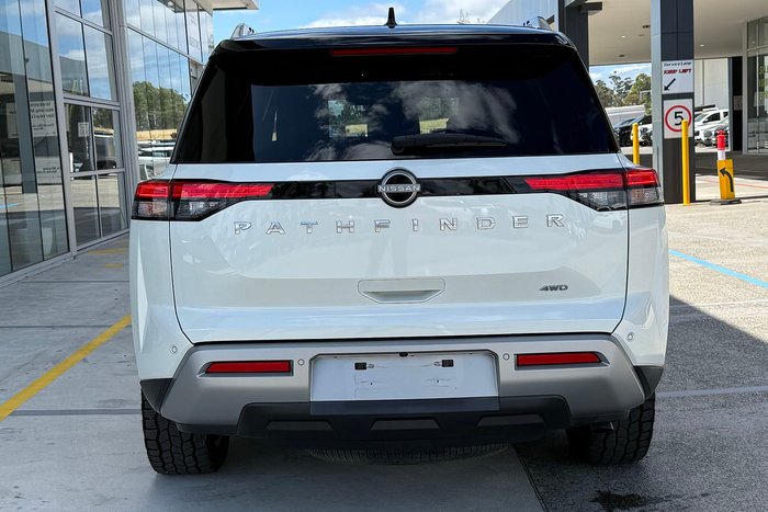 2023 Nissan Pathfinder Ti-L