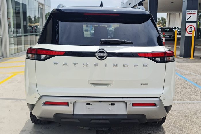 2023 Nissan Pathfinder Ti-L