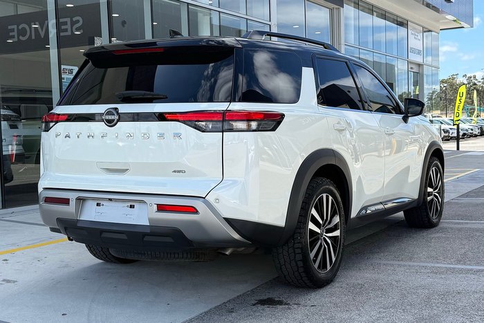 2023 Nissan Pathfinder Ti-L