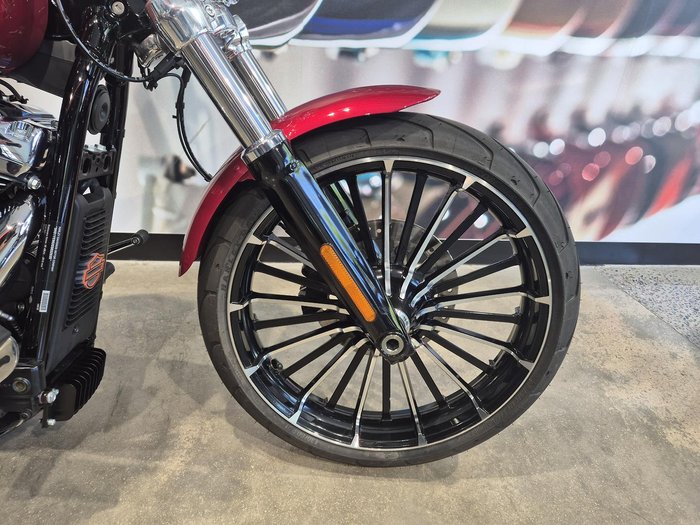 2025 Harley-Davidson Breakout 117 (FXBR) Softail Red