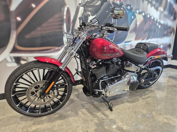 2025 Harley-Davidson Breakout 117 (FXBR) Softail Red