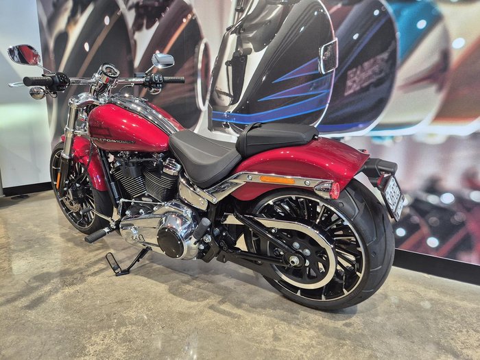 2025 Harley-Davidson Breakout 117 (FXBR) Softail Red
