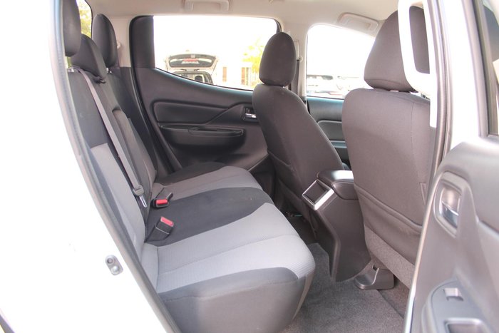 2021 Mitsubishi Triton GLX